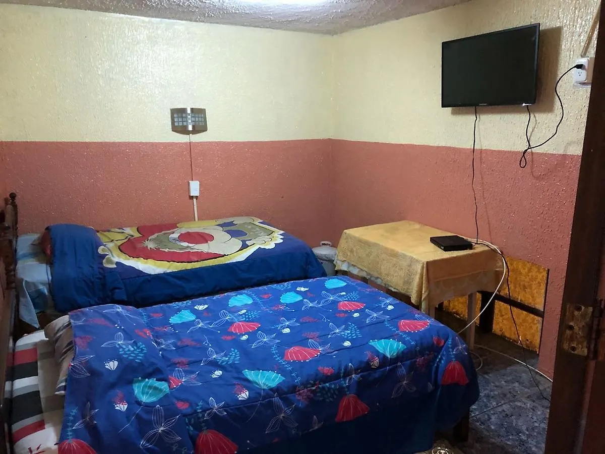 Hostal Sisas Κίτο 0*,  Ισημερινός